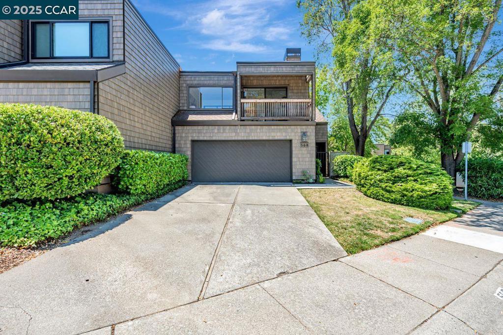 Photo of Listing #41103403