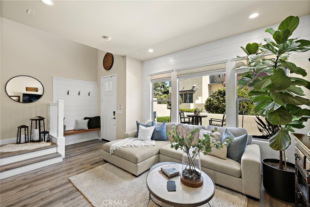 Photo of Listing #OC25146597