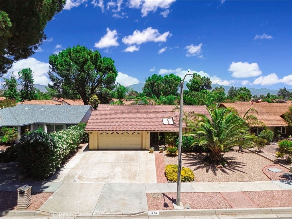 Photo of Listing #SW25147176