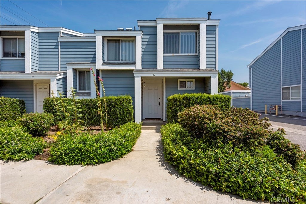 Photo of Listing #SR25142132