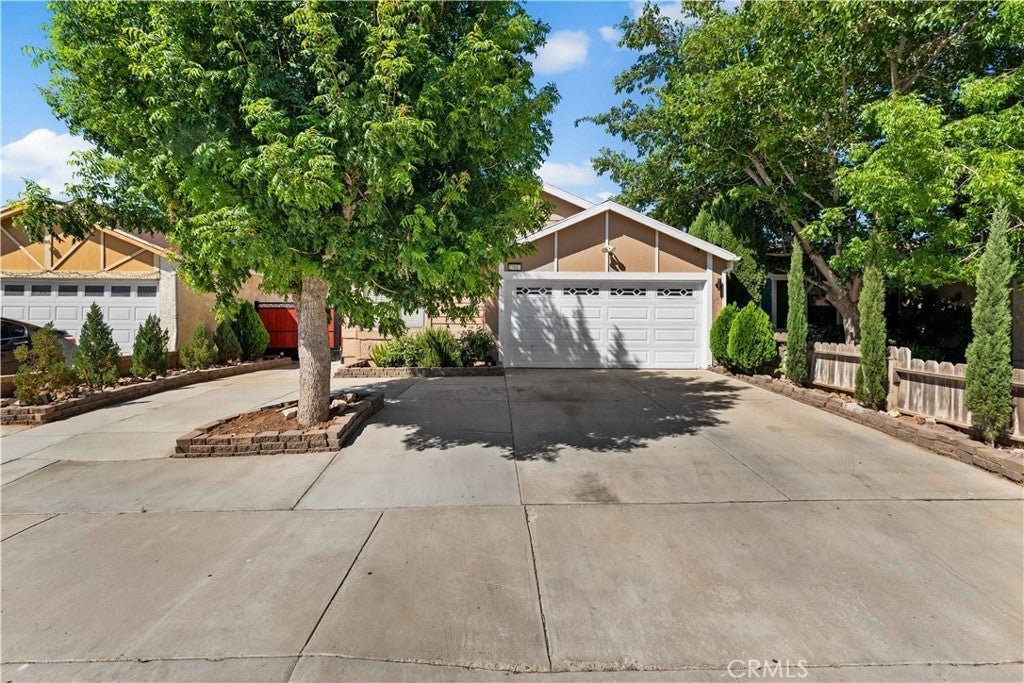 Photo of Listing #SR25148452