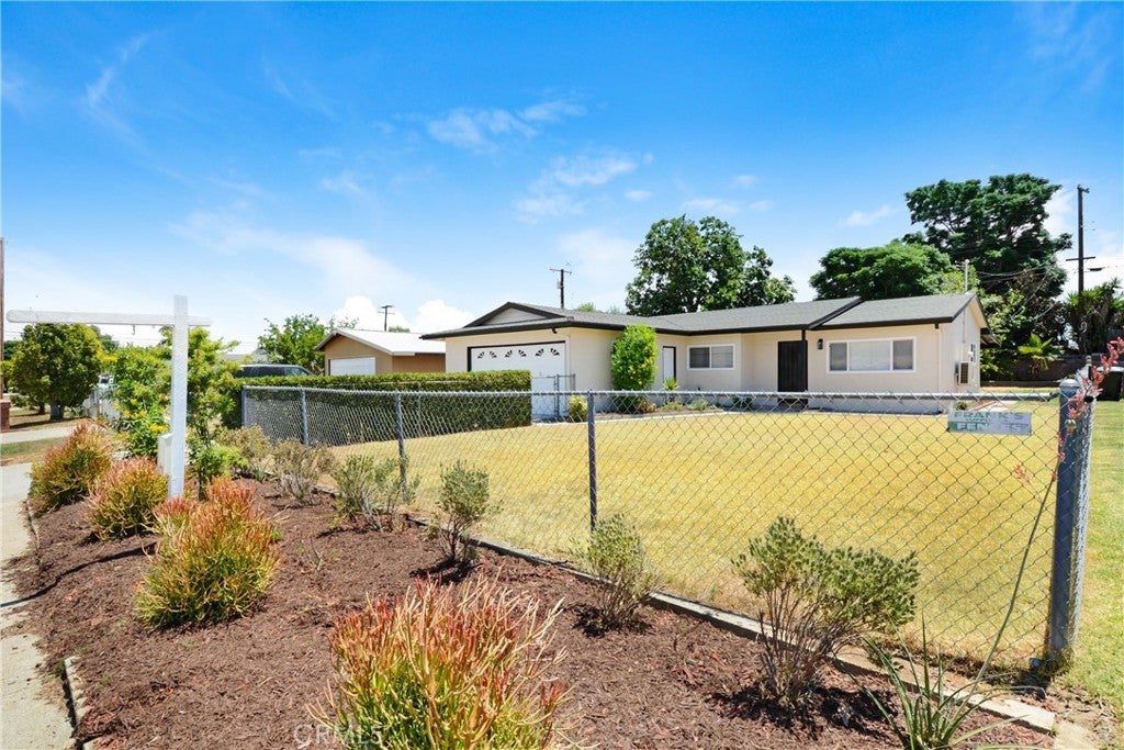 Photo of Listing #CV25148555