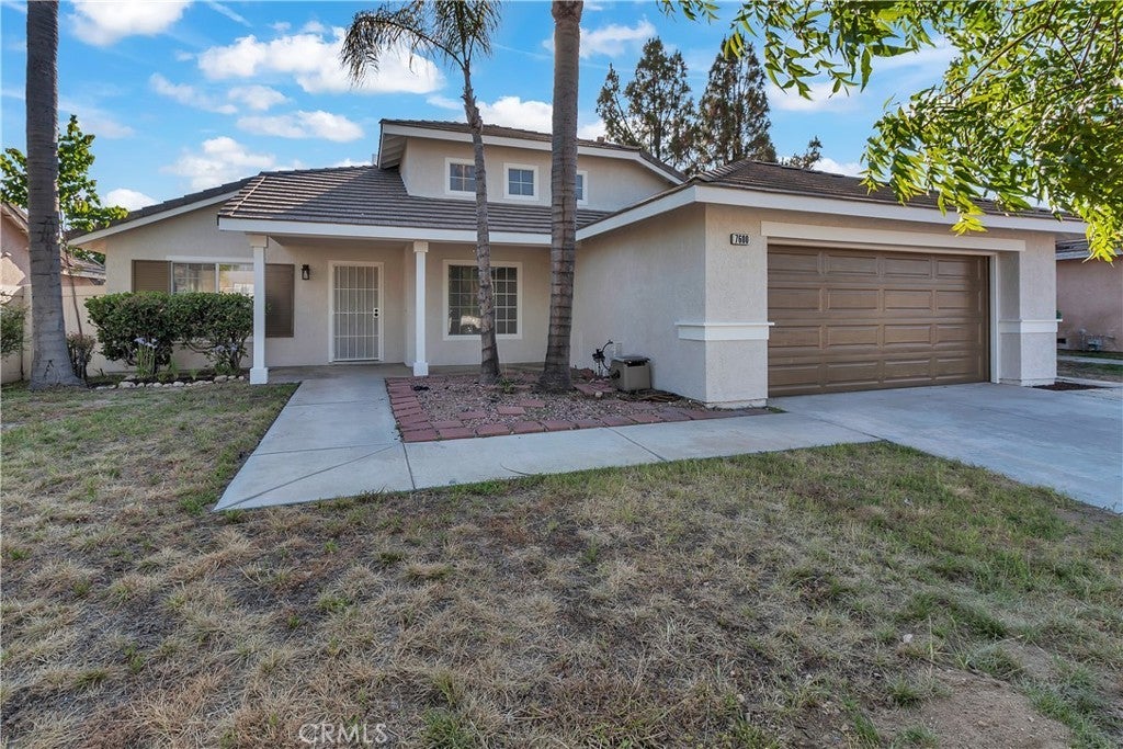 Photo of Listing #DW25148398