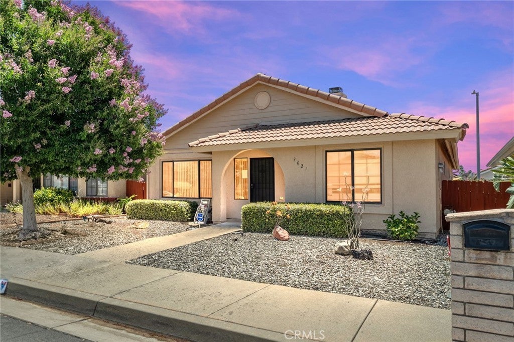 Photo of Listing #SW25145567