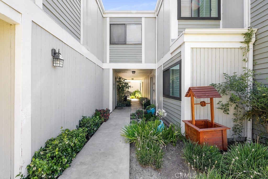 Photo of Listing #SR25148750