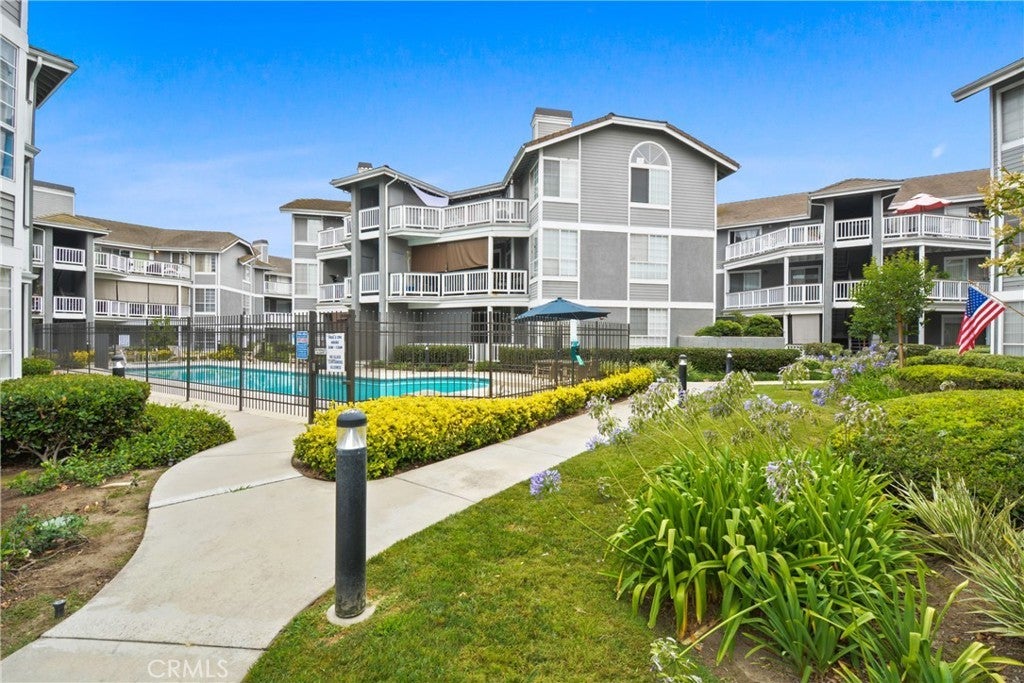 Photo of Listing #PW25148918