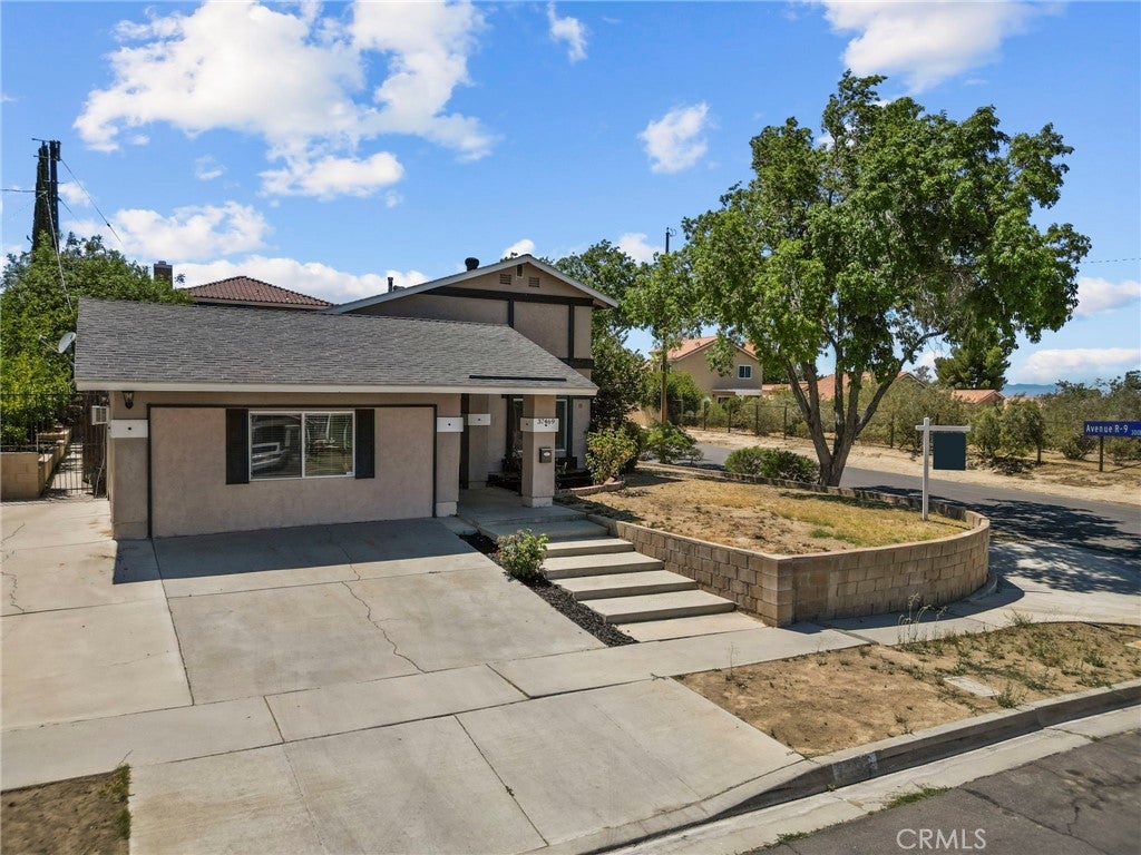 Photo of Listing #SR25148936