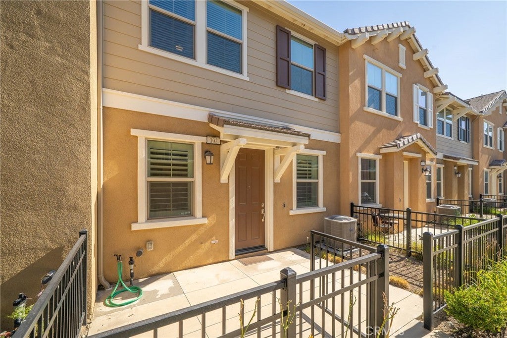 Photo of Listing #CV25148949