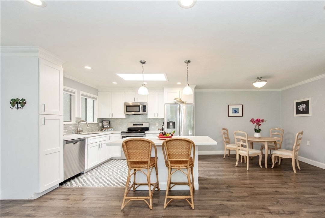 Photo of Listing #OC25145429