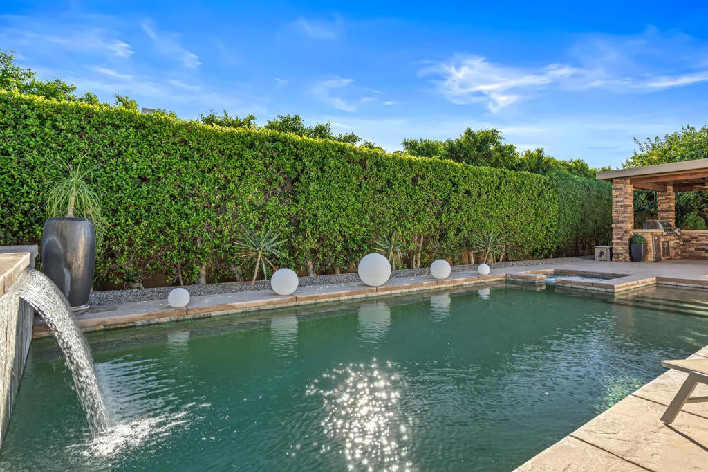 16 Lincoln Place, Rancho Mirage