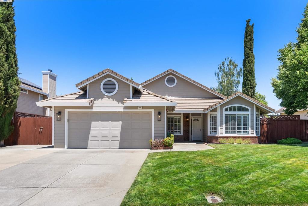 Photo of Listing #41103563