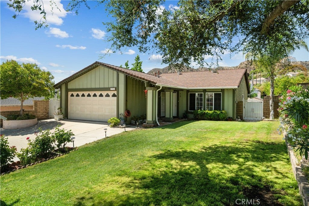 Photo of Listing #SR25147905