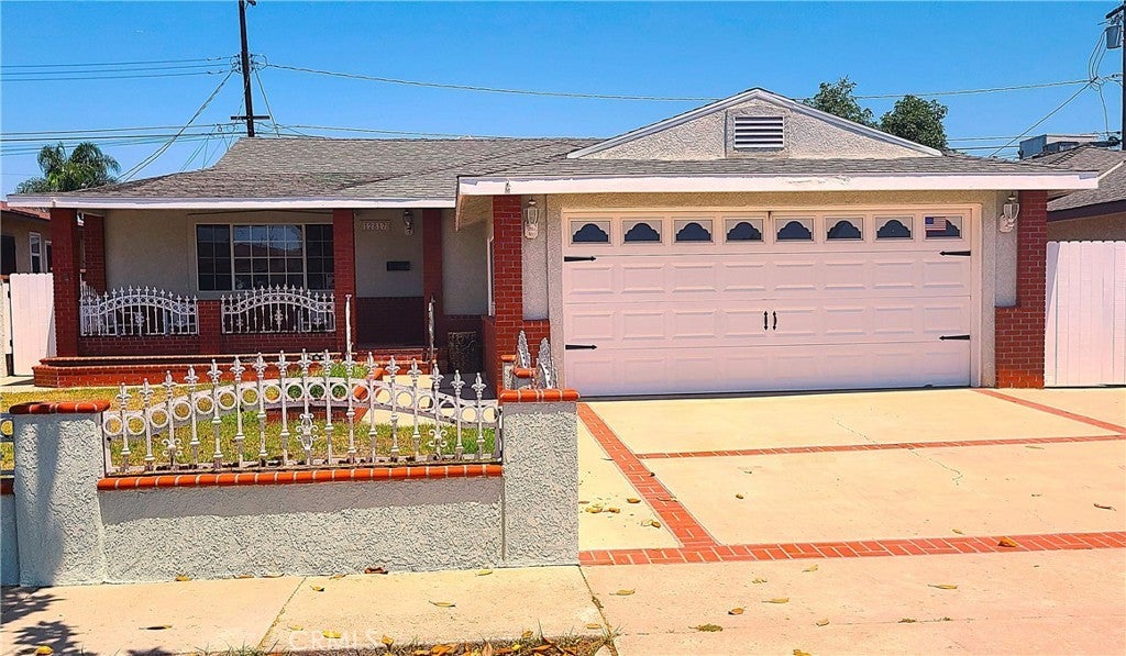 Photo of Listing #RS25149432