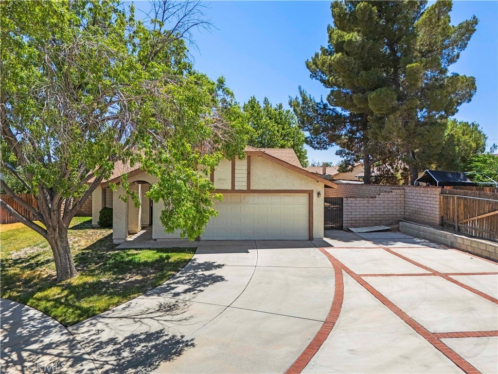 Photo of Listing #SR25149476