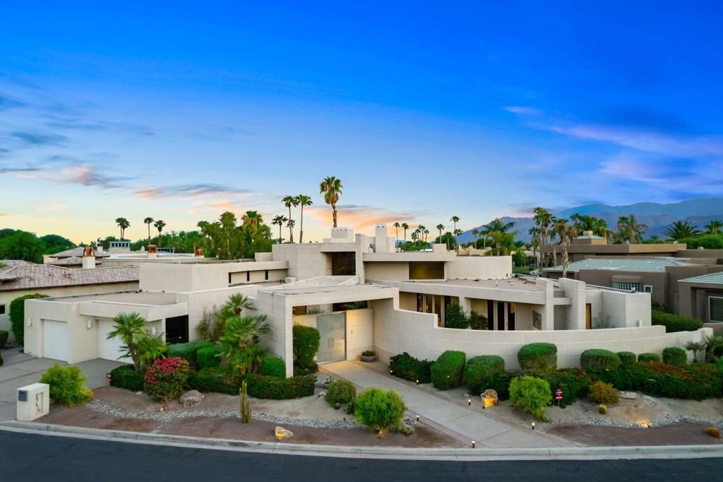 55470 Cherry Hills Drive, La Quinta