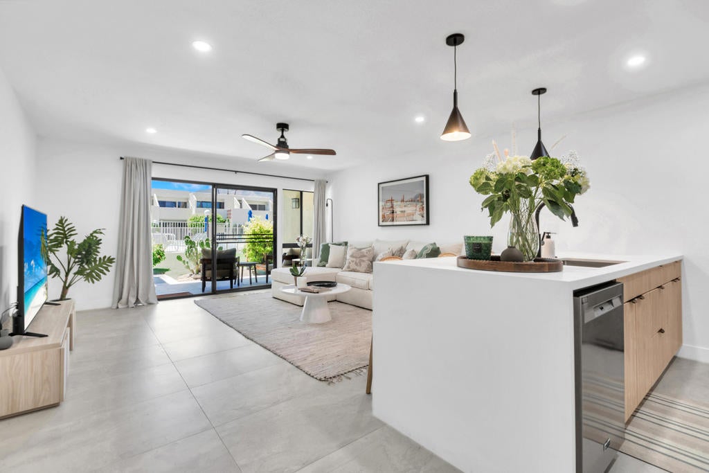 Photo of Listing #219132296DA