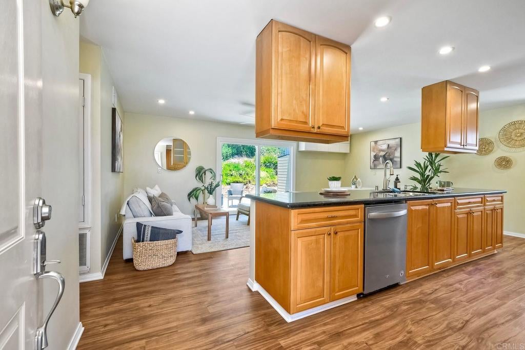 Photo of Listing #NDP2506586