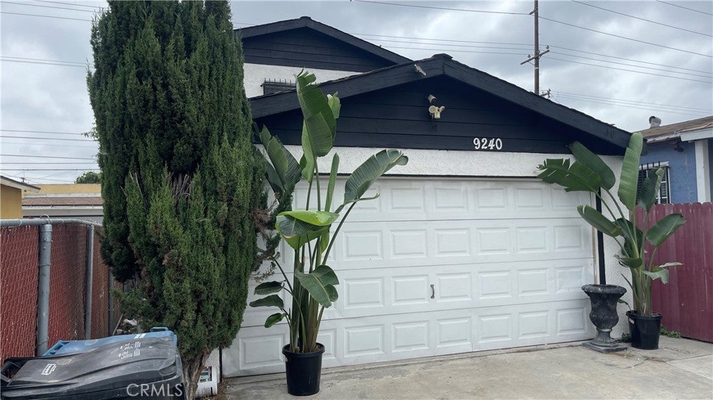 Photo of Listing #PW25149743