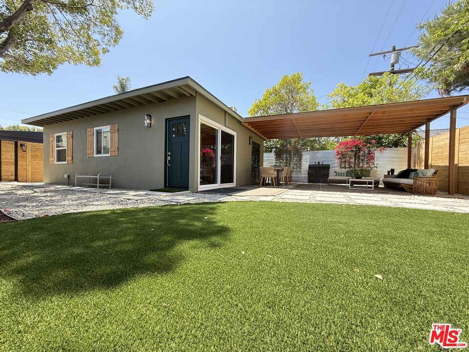 Photo of Listing #25560755