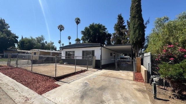 Photo of Listing #IV25149973