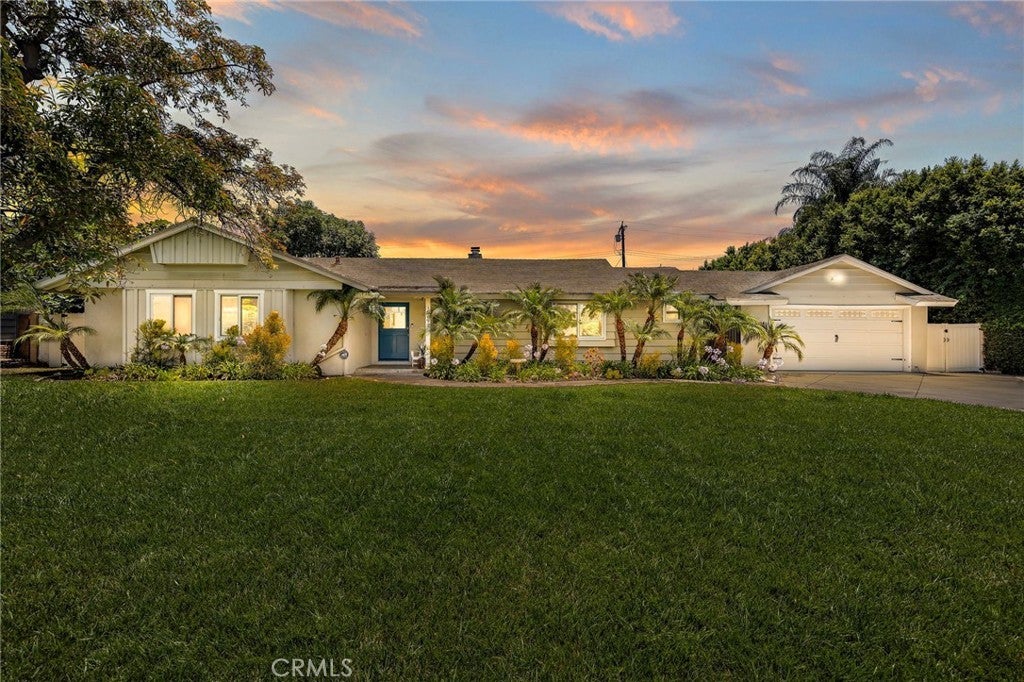 Photo of Listing #OC25129695