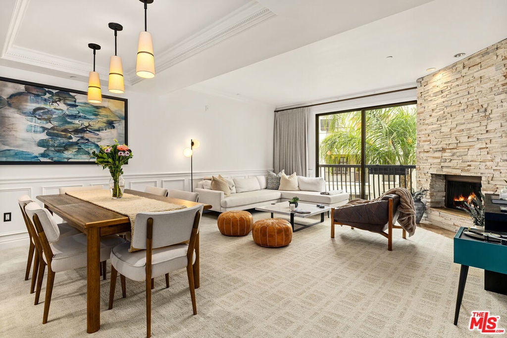 Photo of Listing #25560817