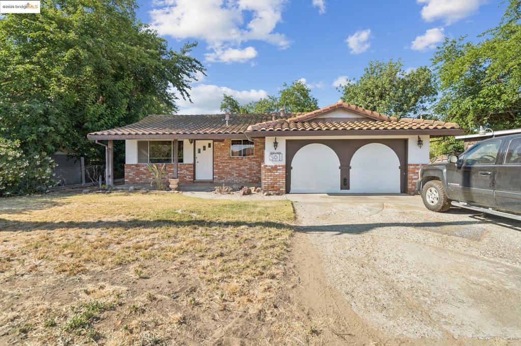 Photo of Listing #41103659