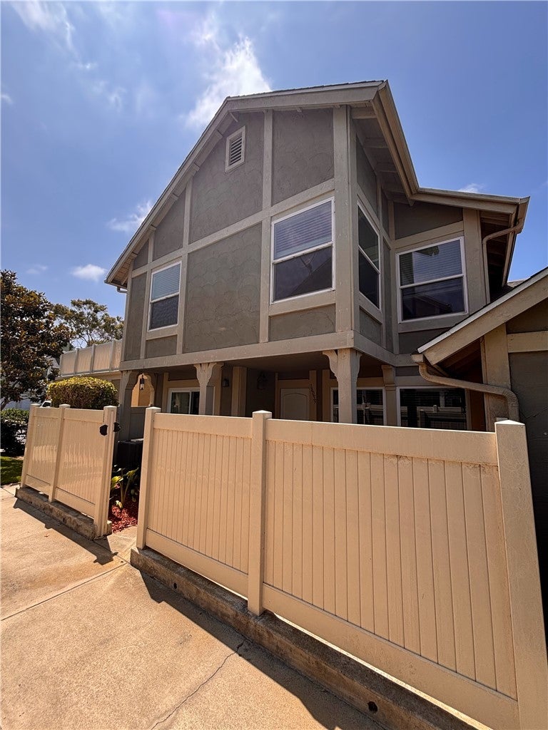 Photo of Listing #OC25149101