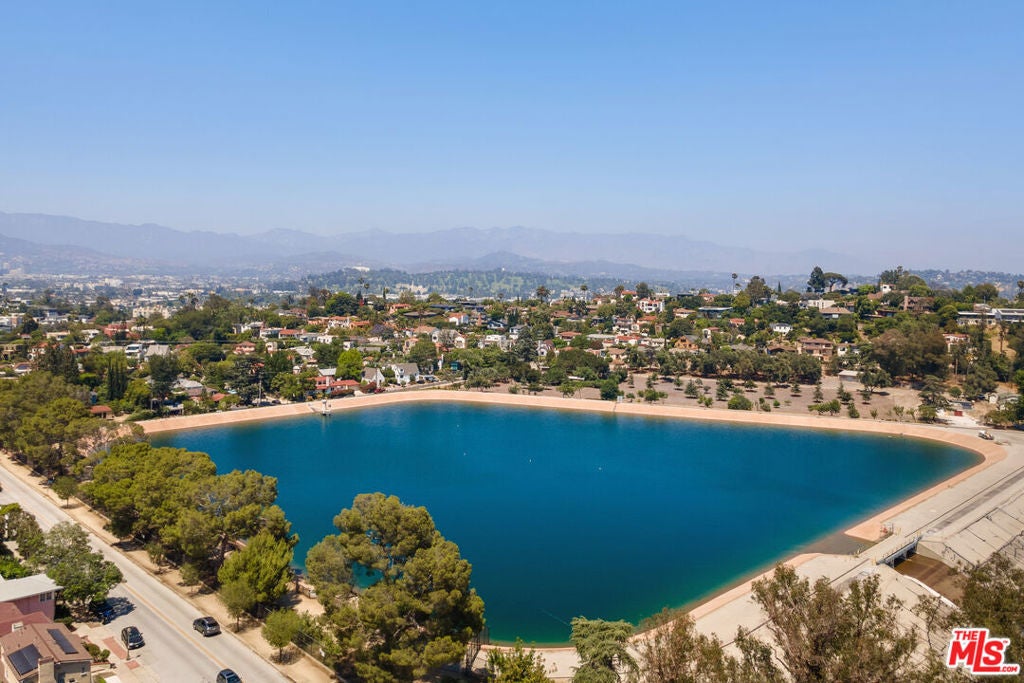 Photo of Listing #25559971