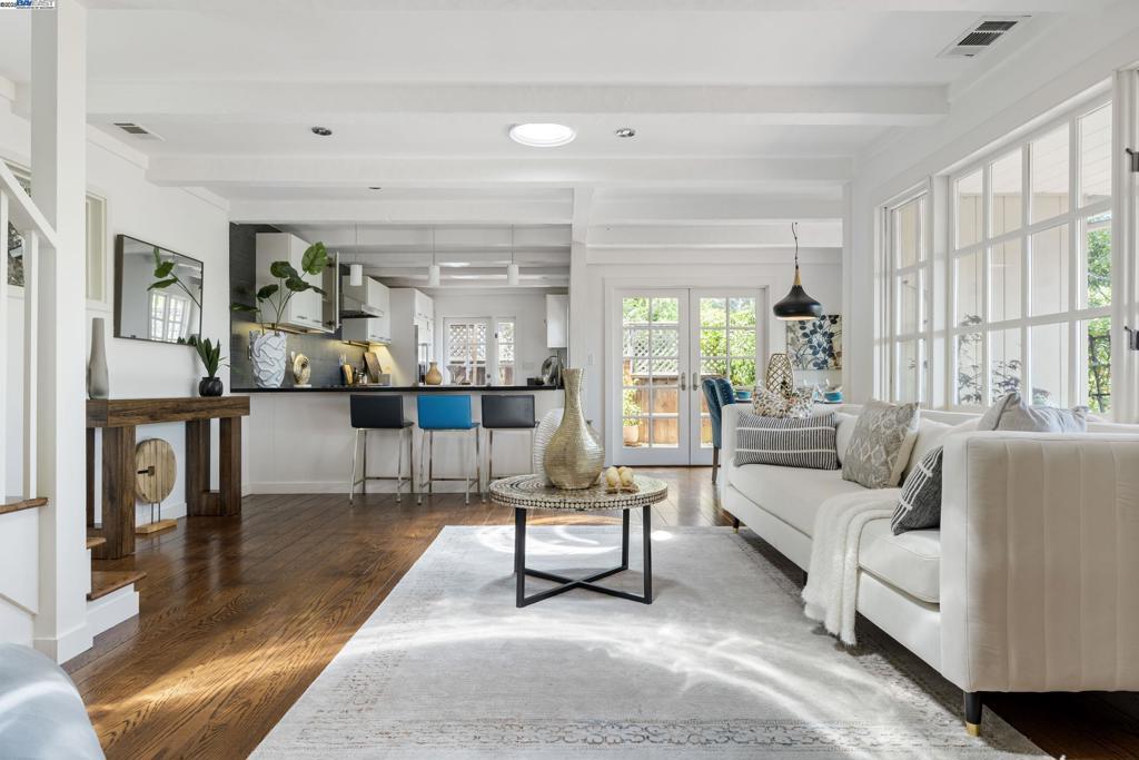 Photo of Listing #41103688