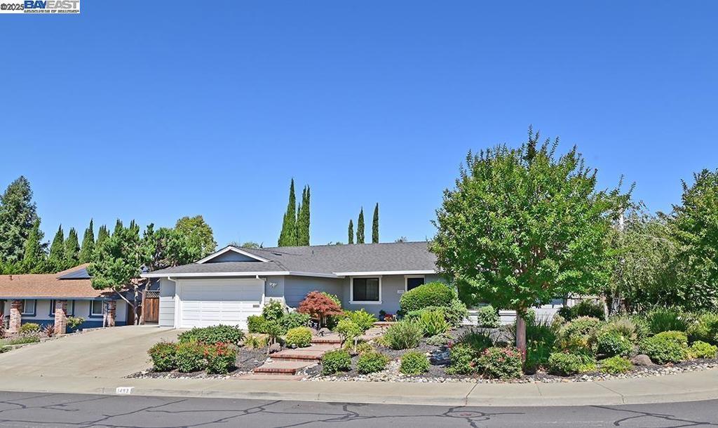 Photo of Listing #41103693