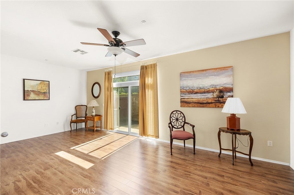 Photo of Listing #SW25150160