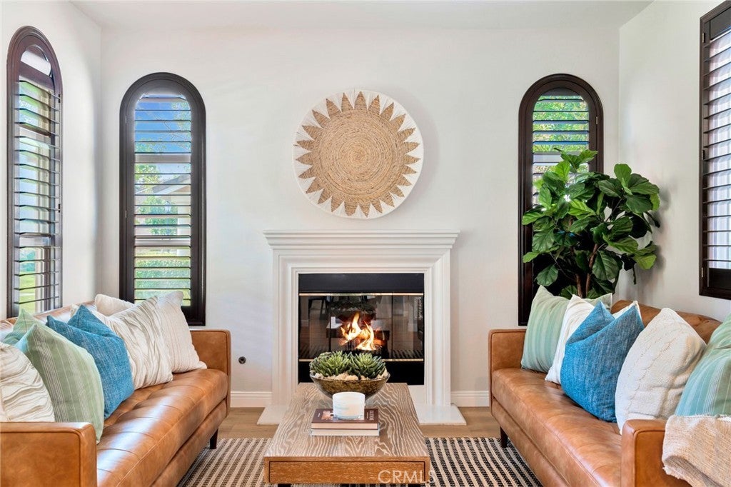 Photo of Listing #OC25150275