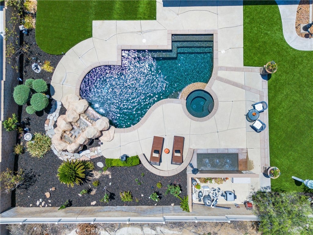 Photo of Listing #PW25150385