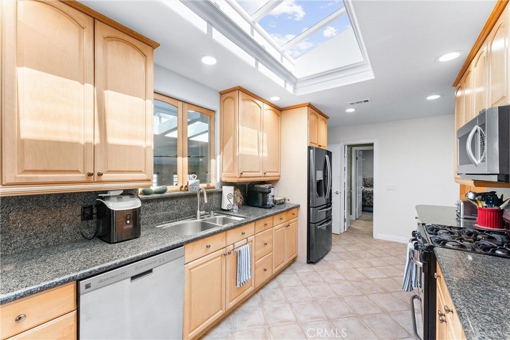 Photo of Listing #OC25150462