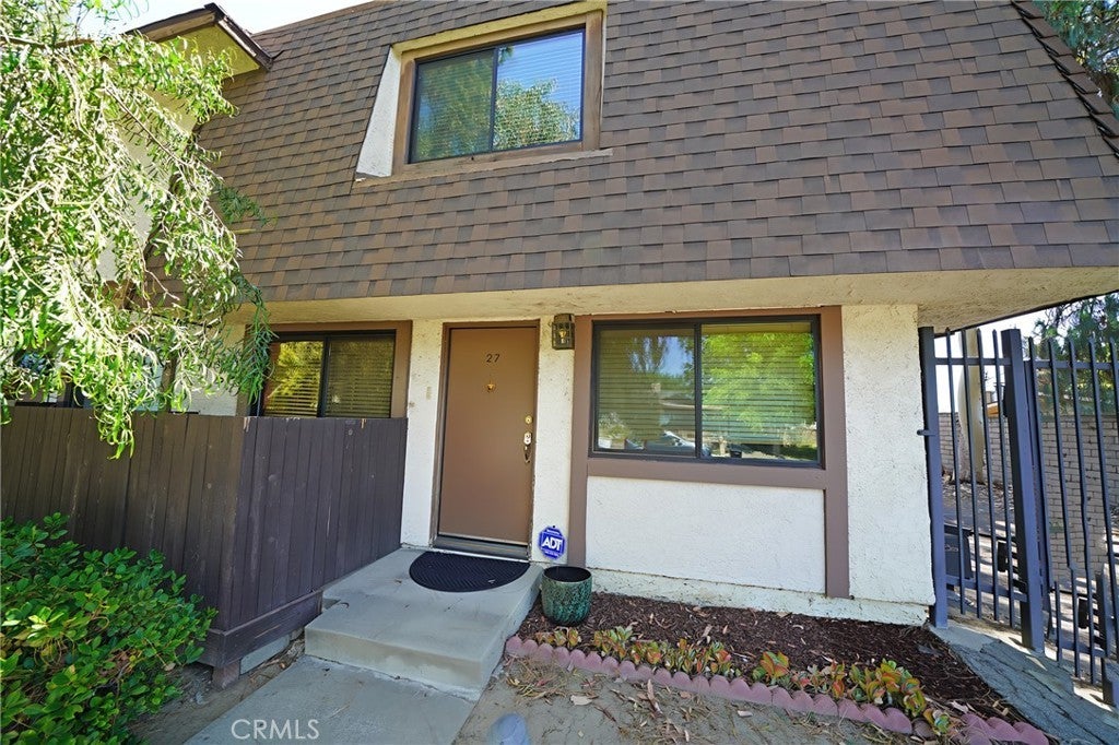 Photo of Listing #SR25147672