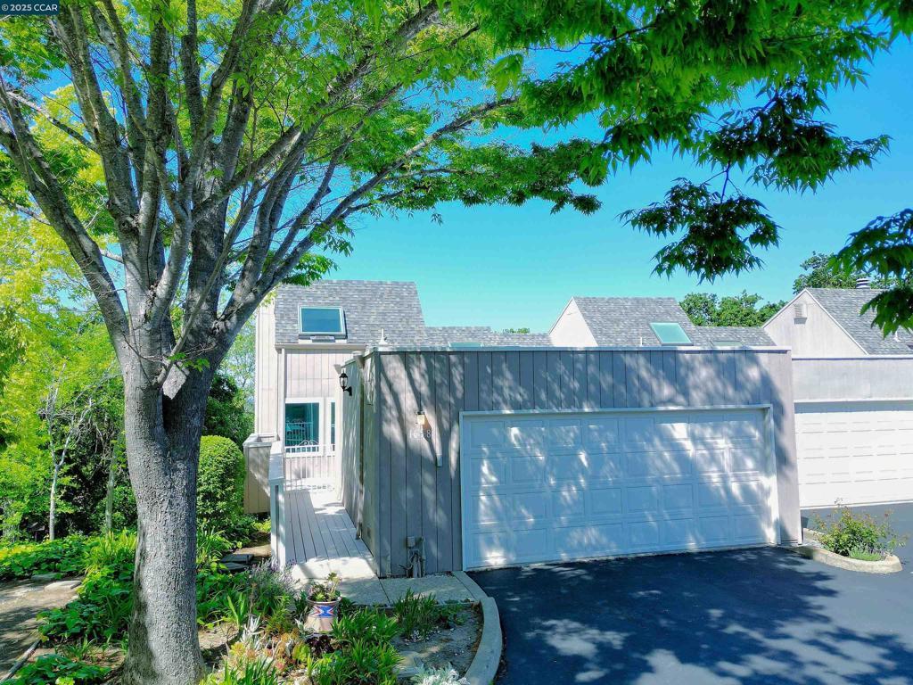 Photo of Listing #41103737