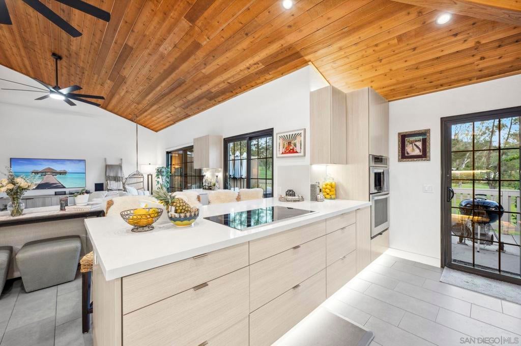 Photo of Listing #250032576SD