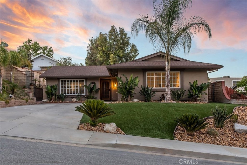 Photo of Listing #SR25150715