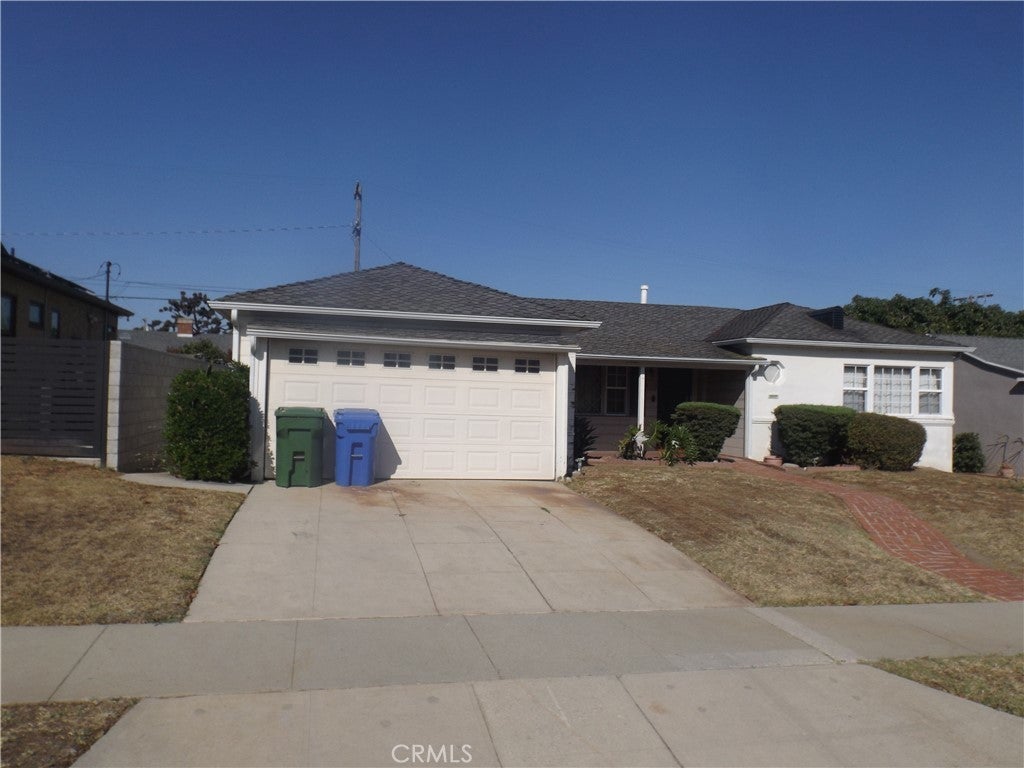 Photo of Listing #SR25151140