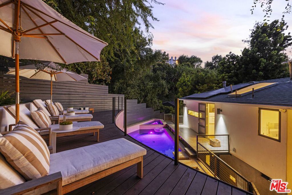 Photo of Listing #25560551