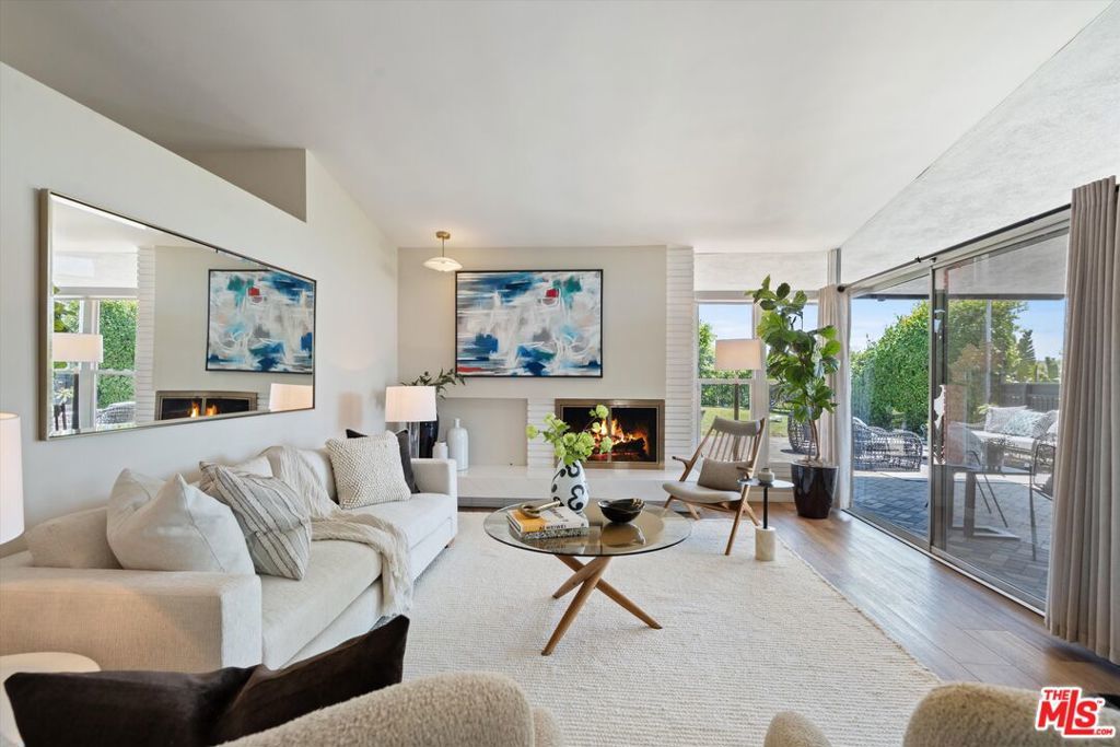 Photo of Listing #25561305