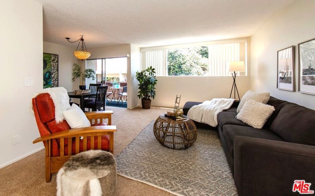 Photo of Listing #25556439