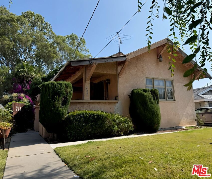 Photo of Listing #25561667