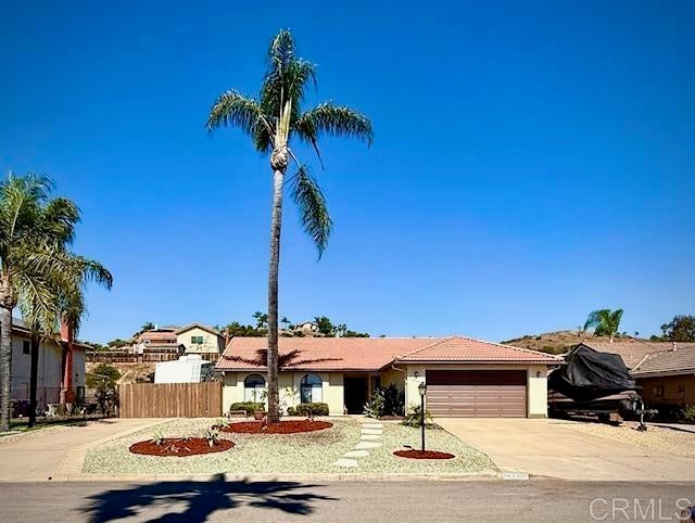 Photo of Listing #PTP2505086