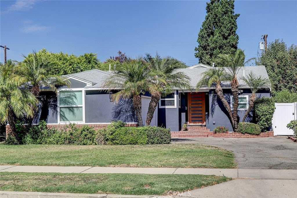 Photo of Listing #SB25151750