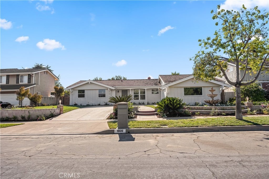 Photo of Listing #OC25151697