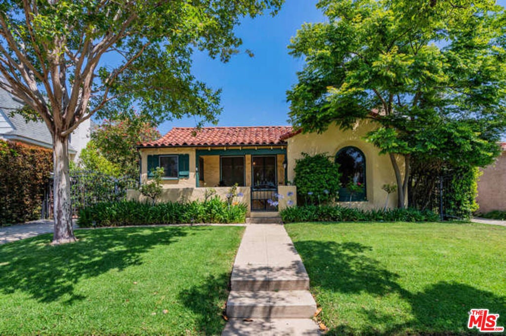 Photo of Listing #25562179