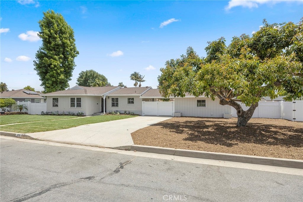 Photo of Listing #PW25124430