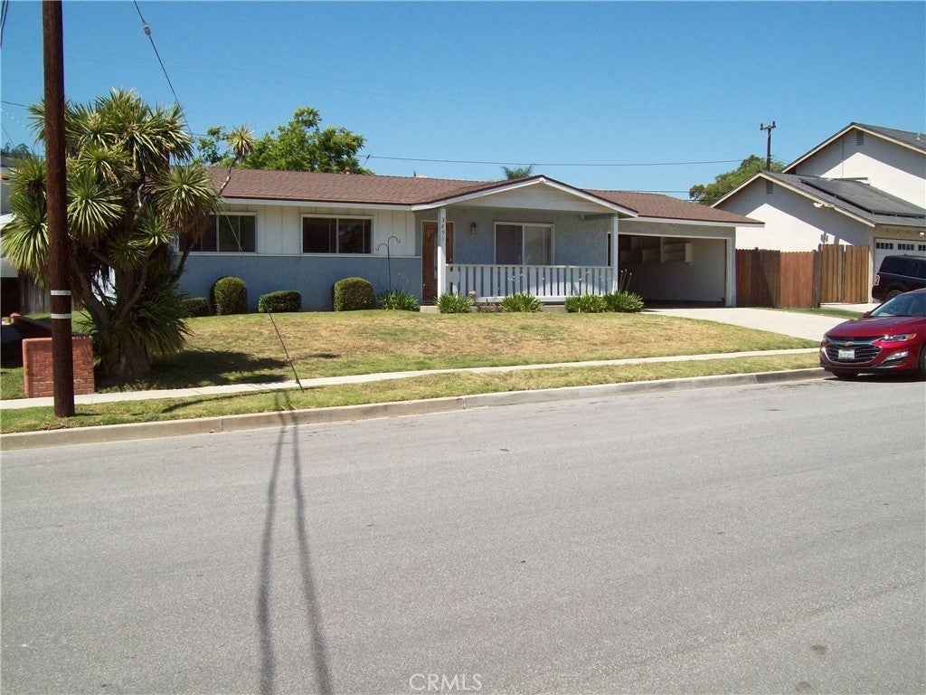 Photo of Listing #SR25143943